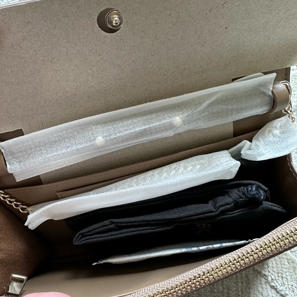 NEW ⚡️ MAJE Croc-Embossed Leather Wallet on Chain - Picture 8 of 9